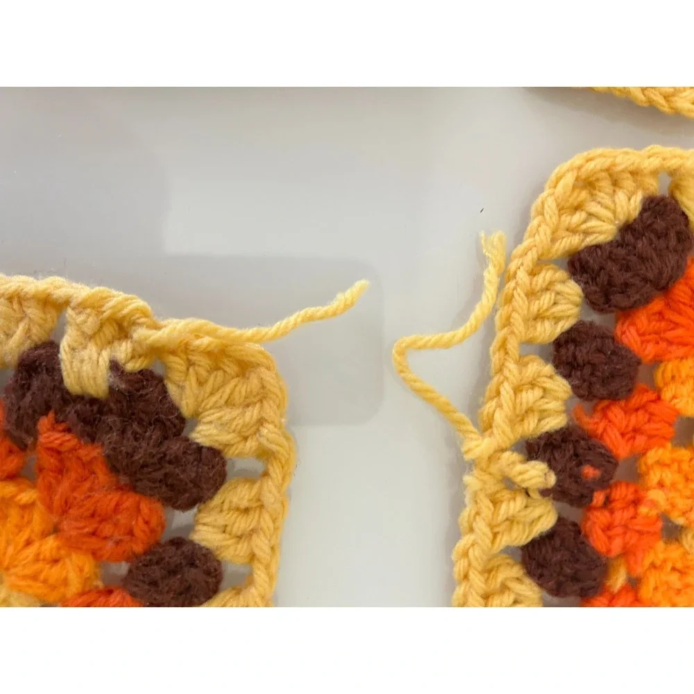Vintage 1970 MCM Hand Crocheted Brown Square Hot Pad Pot Holder Trivet Set 4 NOS